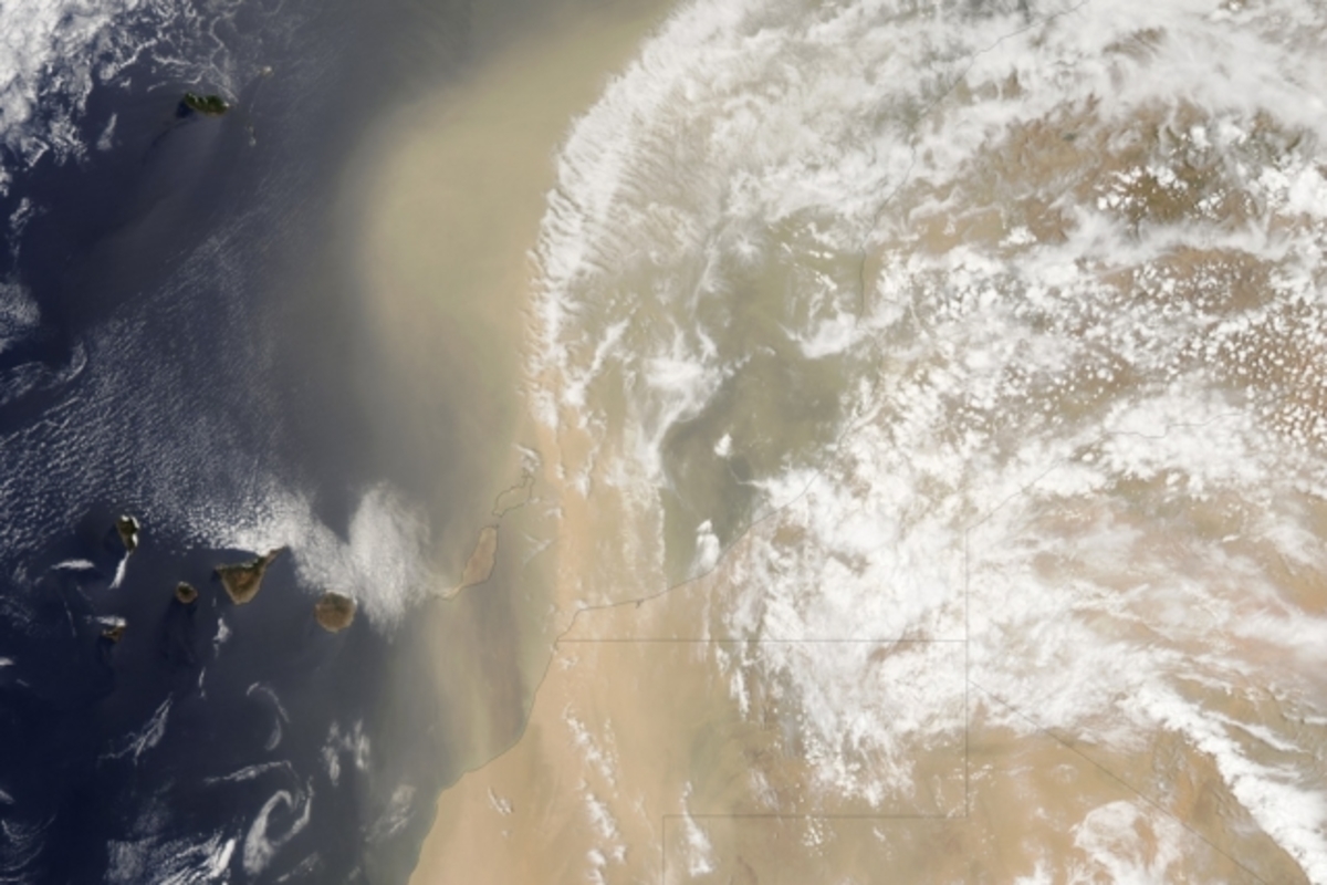 MIT-Sahara-Dust-1_0 (1).jpg (Full)